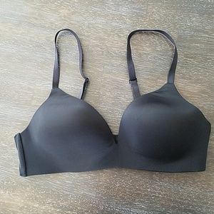 NWOT Gap Body wireless bra
